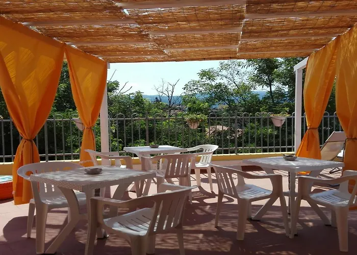 Pani Silvio 住宿加早餐酒店 Perfugas